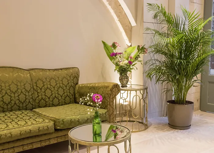 Viaggio Elegant Guest house 4*