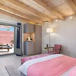 Viaggio Elegant 4* Chania (Crete)