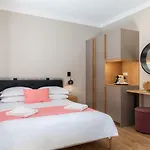 Viaggio Elegant Pensionat 4*