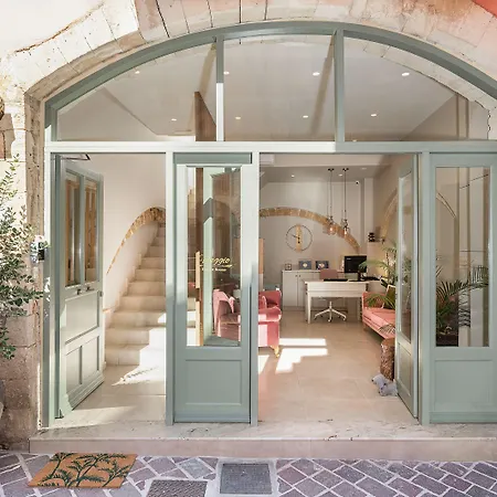 Viaggio Elegant 4* Chania (Crete)