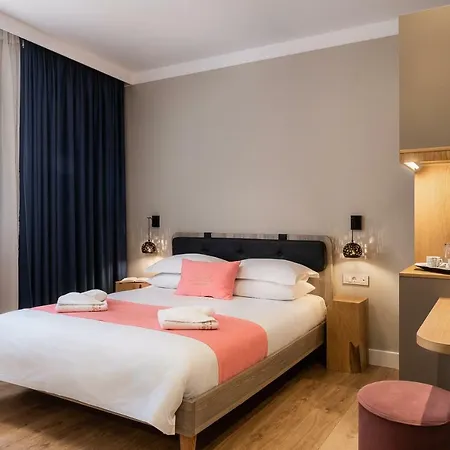 Viaggio Elegant Konukevi 4*