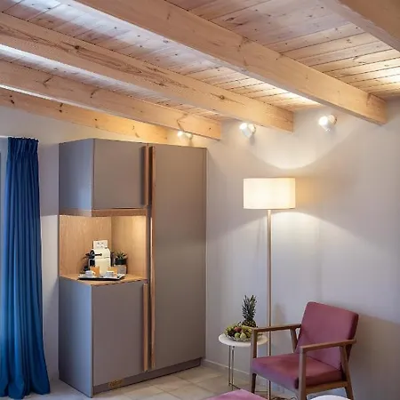 Viaggio Elegant 3* Chania (Crete)