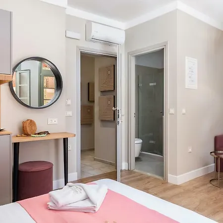 Viaggio Elegant 3* Chania (Crete)
